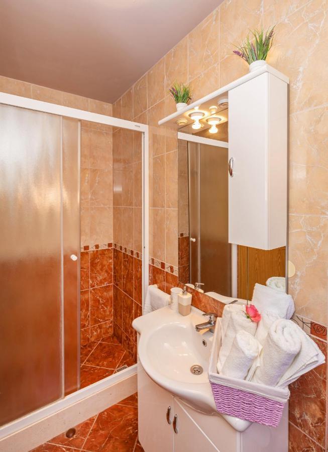 Apartments Bralovic Orašac Eksteriør billede